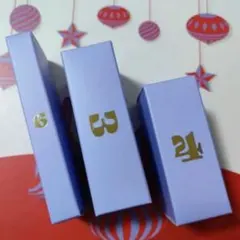 BTS2021 ホリデーコレクション　グッズ３個ピンバッジ他