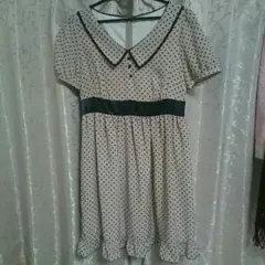 キレイめドットワンピース