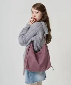 TINA:JOJUN フェイクスエード ダブルバックルバッグ ベリーのサムネイル