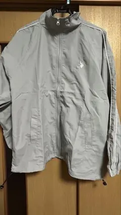 グレー ナイロンジャケット ジッパー付き