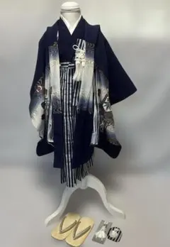 七五三☆男児 羽織 着物 袴セット☆5歳～ ☆紺☆古典☆鷹 u-452 - メルカリ