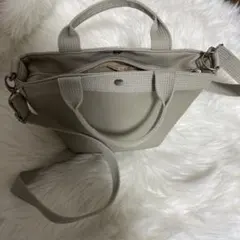 【値下げ】グレーカバン