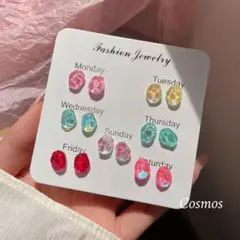 透明ピアス　小さな石デザイン　小粒ピアス　夏アクセ　プチプラ