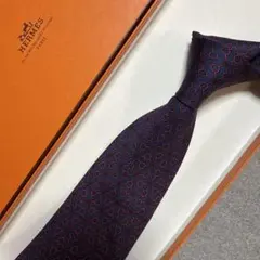 エルメス　ネクタイ　赤・紺　幾何学模様　シルク　ワイドタイ