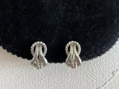 銀色　イヤリング