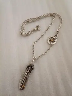 フェザーネックレス