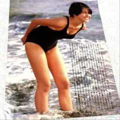 小泉今日子19歳　切り抜き　水着　超貴重　1985年12月頃