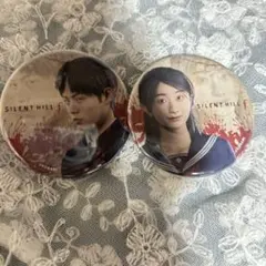 サイレントヒルf ポップアップ 缶バッジ 修 千鶴屋商店 渋谷 - メルカリ