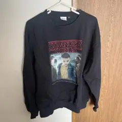 STRANGER THINGS×GU ストレンジャーシングス　スウェット