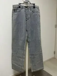 グレー デニムパンツ ボタンフライのサムネイル