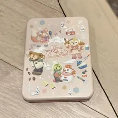 ディズニー ダッフィー シークレット・オブ・スノーウィーデイ チョコレート缶