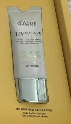 新品 ダルバ グリーン 35mlトーンアップサンクリーム 化粧下地 日焼け止め