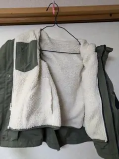 オリーブグリーン フリース内張り フード付きジャケット