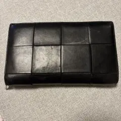 ブラックパッチワーク長財布