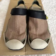 【美品】クロックス スウィフトウォーター プレミアム メッシュ サンダル M 紺