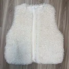 SALOON アイボリー ファーベスト　新品未使用
