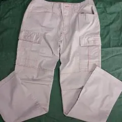 ライトグレー カーゴパンツ