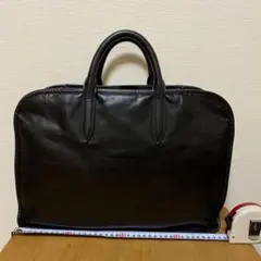 イヴサンローランリヴゴーシュ 黒 ブリーフケース - メルカリ
