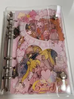 セーラームーン A6シャカシャカノート☆シール帳 カバーとクリアポケット25枚付