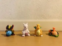 ポケモン　ゼクロム人形　とソフビ　指人形　８個