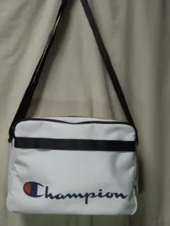 Champion ショルダーバッグ ホワイト ブラック W31xD9xH22cmのサムネイル