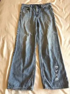 UNIQLOローライズ バギージーンズ