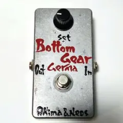 AKIMA&NEOS Bottom Gear ベース エフェクター ペダル 秋間 - メルカリ