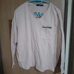AZUL ピンク Vネック 長袖Tシャツ　処分のサムネイル