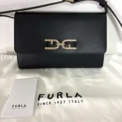 FURLA ショルダーバッグ　ウォレットショルダーバッグ　お財布ショルダー　新品