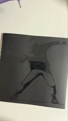 WHO IS BANKSY? バンクシーって誰？展　本　10月末処分