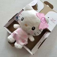 Mezzo Piano × Hello Kitty BIGぬいぐるみポシェット