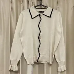 レトロ　ボタン付きニット　レディース