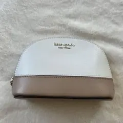 新品　kate spade ドーム型ポーチ ホワイト/ベージュのサムネイル