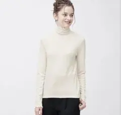 GU ハイネック　カットソー　タートル　白　ホワイトタートルネック