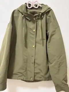 GU マウンテンパーカー カーキ　Mサイズ