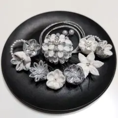 【ハンドメイド】 ちりめん細工 ヘアアクセ 髪飾り シルバー×ホワイト パール