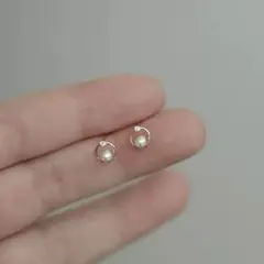 No84 小ぶりパールピアス［ゴールド］SV925 金属アレルギー対応 高品質