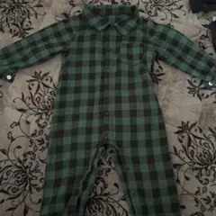 ロンパース・カバーオール 緑と黒のチェック柄