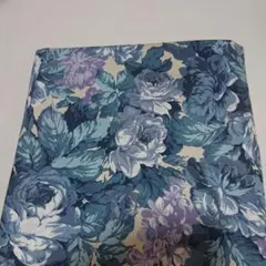 YUWA 花柄プリント生地 ブルー系