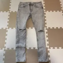 Bershka デニム スーパースキニーパンツ ダメージ加工 グレーのサムネイル