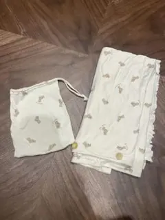 西松屋 授乳ケープ くま柄