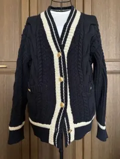 ROSEBUD ネイビー ケーブル編みカーディガン