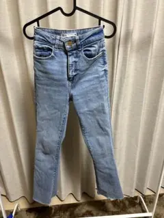 ZARA ハイウエストフレアデニム