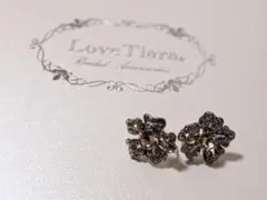 LoveTiara 花モチーフ イヤリング
