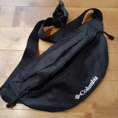 Columbia 黒 ボディバッグ　コロンビア