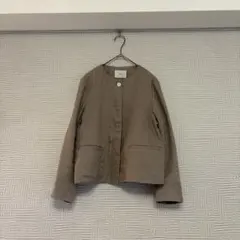 ✿IENA✿FrenchLinenノーカラージャケット 麻100% ブラウンのサムネイル