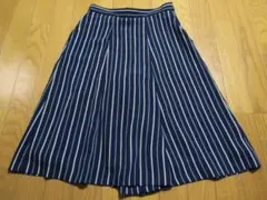 美品　アンタイトル　サラサラ素材　キュロットスカート　１のサムネイル