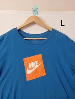 Nike ロゴ入り 青 Tシャツ