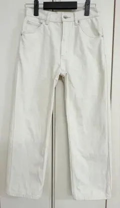 UNIQLO ストレート　ジーンズ　白　25