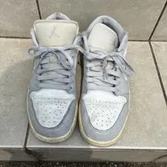 NIKE AIR JORDAN 1 LOW グレー スニーカー
